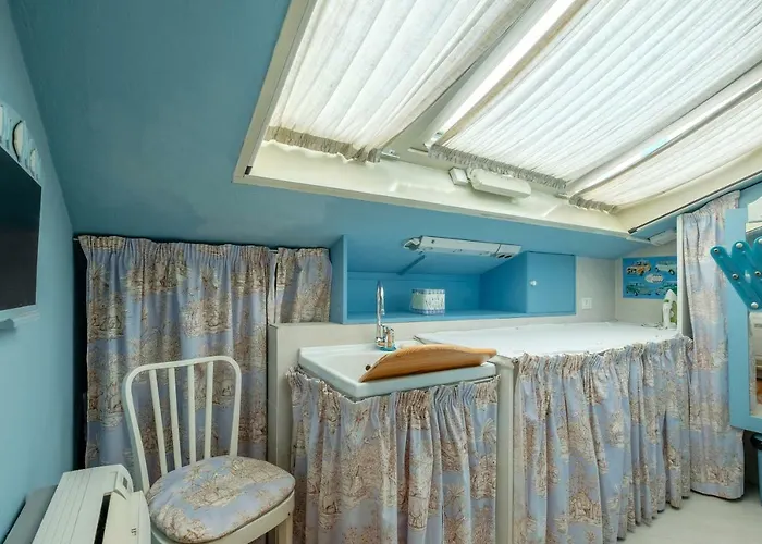 Penthouse In The Centre Apartment Ravenna