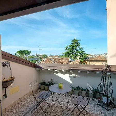 Penthouse In The Centre Rávena