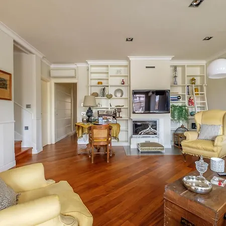 Penthouse In The Centre